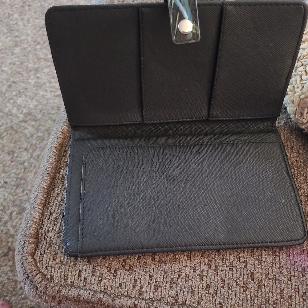 Wallet - Picture 3 of 3